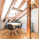 Friendly Rentals Gran Via Duplex